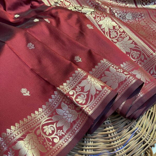 Chocolaty Brown Banarasi Soft Silk Booti Saree